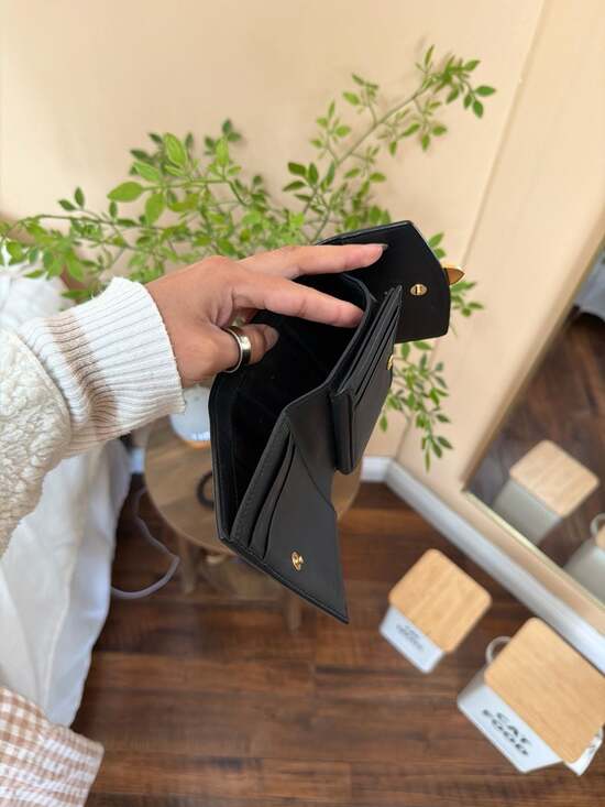 Gucci 476081 Silvi Wallet - Picture 3 of 4